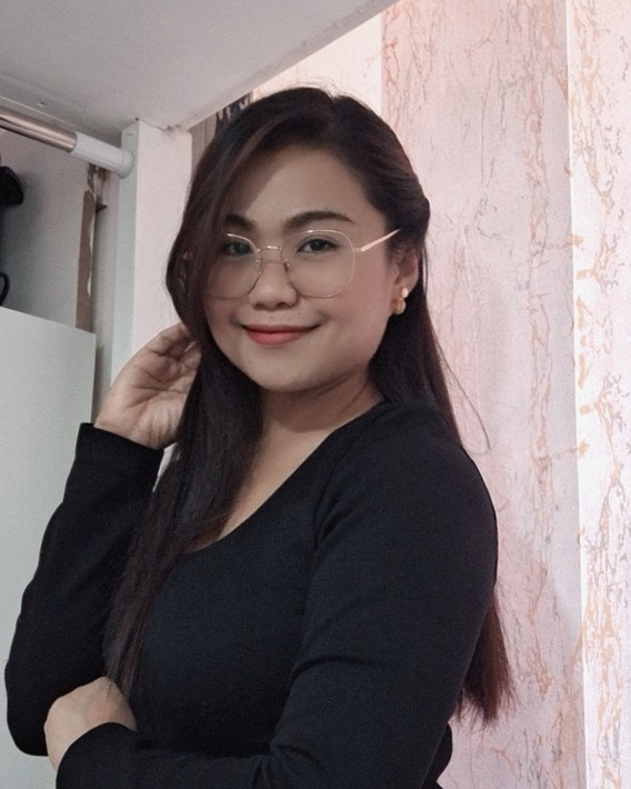 Mayrianne B. - Professional nanny in UAE