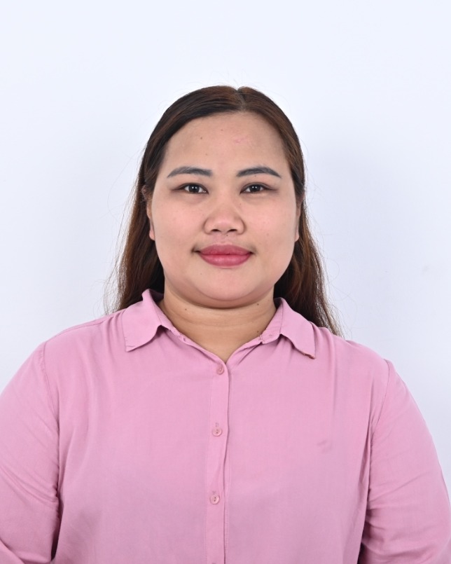 Ana luna A. - Professional nanny in UAE
