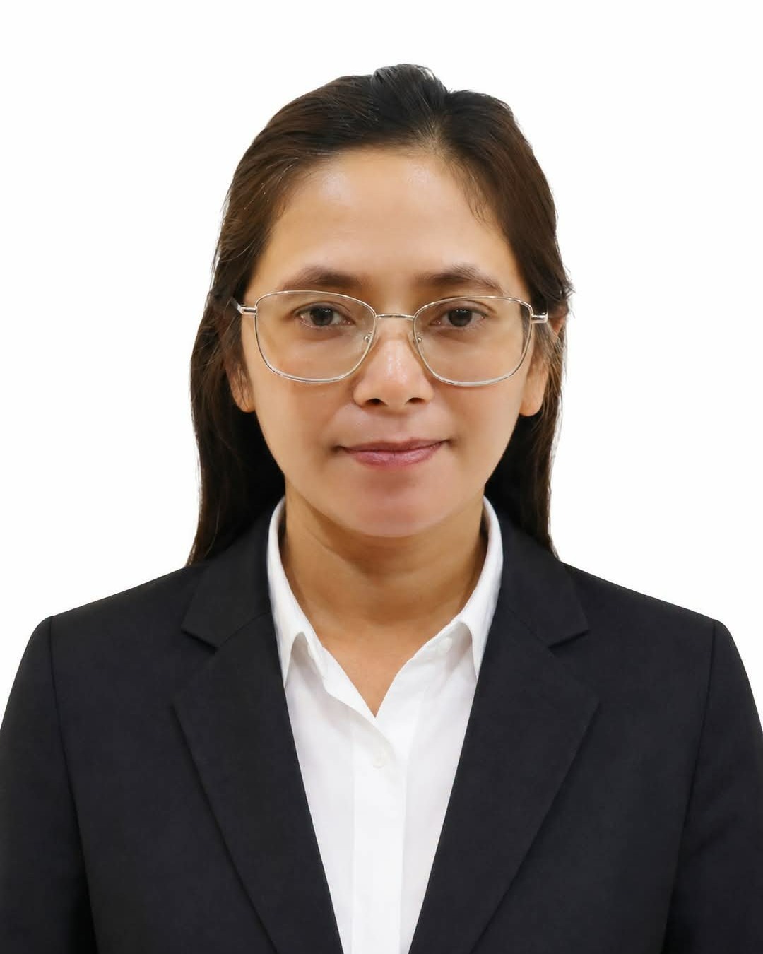 Myrna C. - Professional nanny in UAE