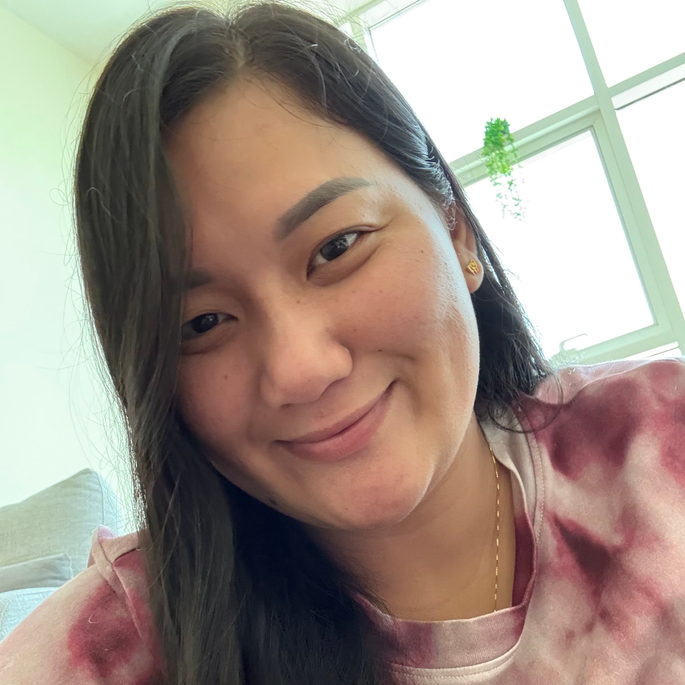 Jesusa F. - Professional nanny in UAE