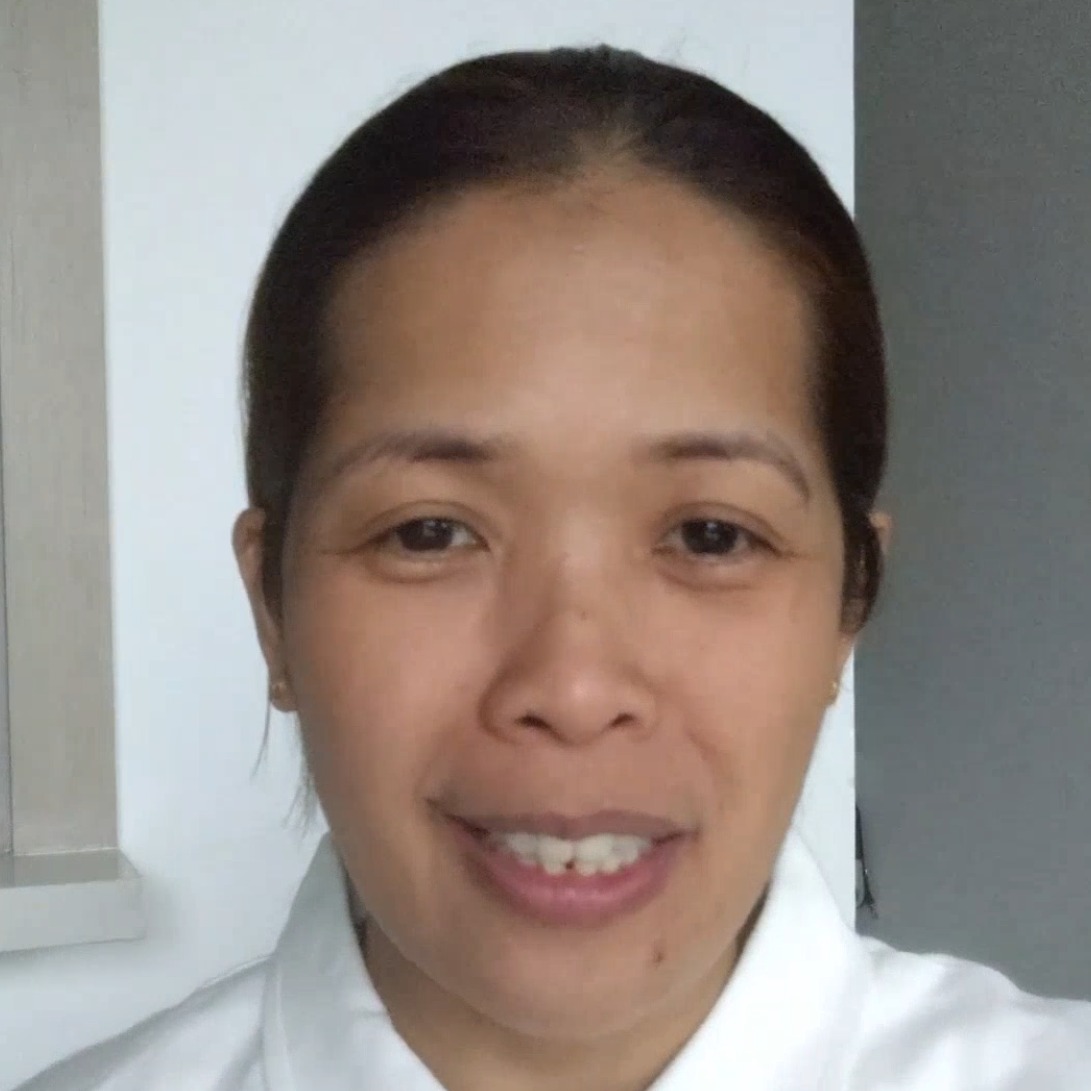 Geraldine B. - Professional nanny in UAE